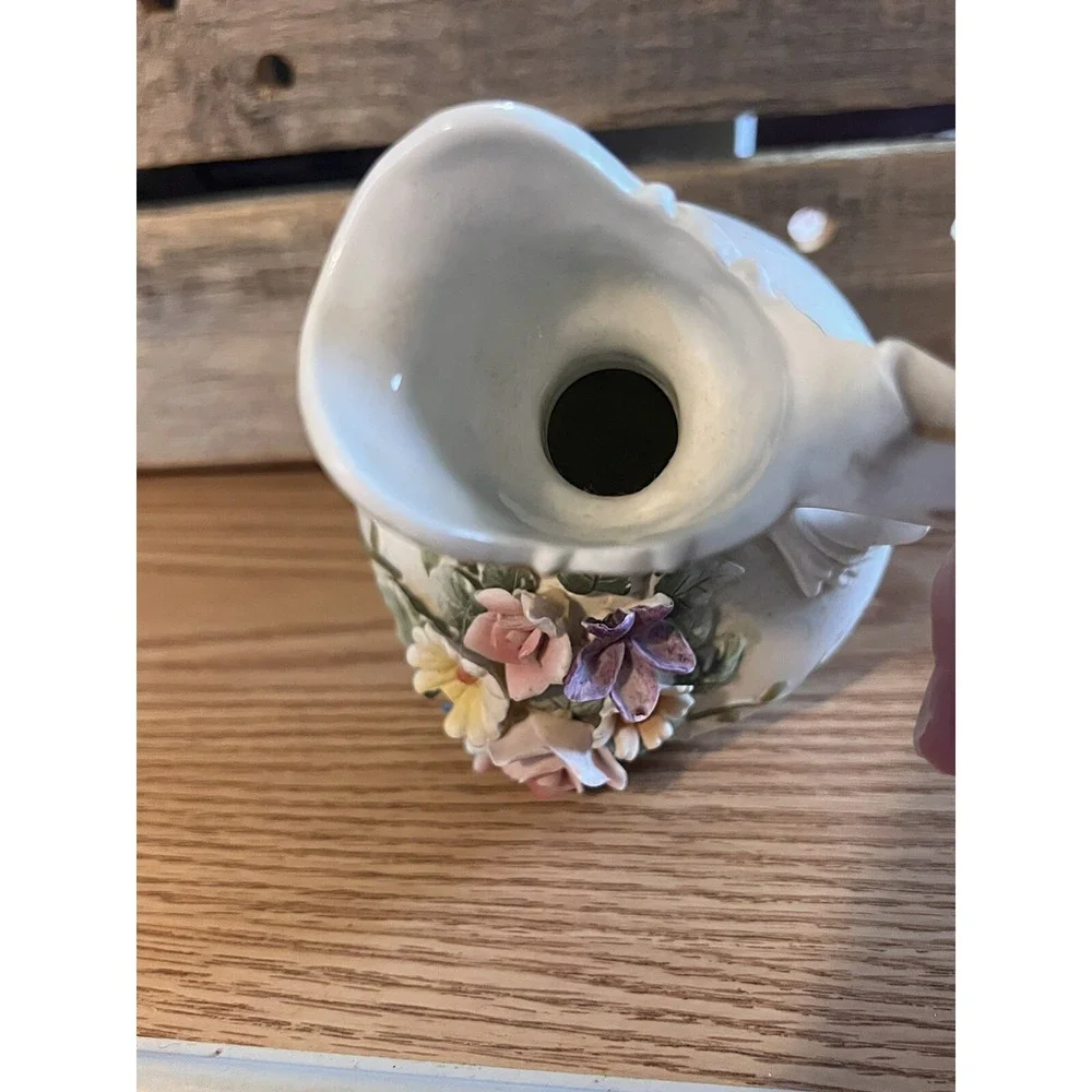Small Vintage Lefton China‎ Pitcher Vase Matte Finish Raised Flowers gold trim